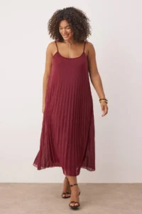 Trendyol Curve Burgundy Tulle Knitting Plus Size Dress - Image 2