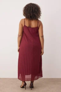 Trendyol Curve Burgundy Tulle Knitting Plus Size Dress - Image 4