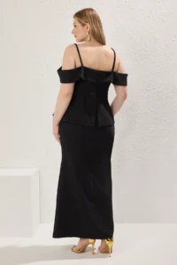 Trendyol Curve Black Square Neck Drop Sleeve Elegant/Evening Weaving Plus Size Dress - Image 3