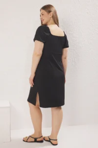 Trendyol Curve Black Button Detailed A-line Balloon Sleeve Knitting Plus Size Dress - Image 4