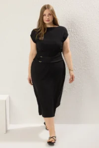 Trendyol Curve Black Accessory Detailed Maxi Size Knitting Plus Size Dress - Image 2