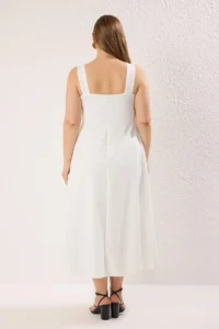 Trendyol Curve White Finike Weaving Plus Size Dress - Image 4