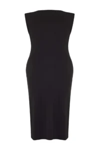 Trendyol Curve Black bodycon Midi Accessory Detailed Knitting Plus Size Dress - Image 8