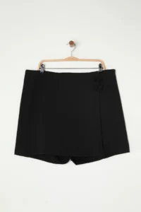 Trendyol Curve Black with bow Plus Size Weaving Shorts Skirt - Image 6