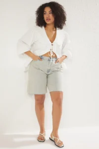 Trendyol Curve Light Blue Wide Leg Pattern 100% Cotton Non-Stretch Plus Size Shorts & Bermuda - Image 4