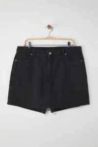 Trendyol Curve Black High Waist Wide Leg 100% Cotton Non-Stretch Plus Size Shorts Skirt - Image 5