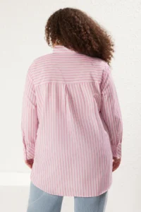 Trendyol Curve Pink Striped double pocket Weaving Plus Size Shirt - Image 5