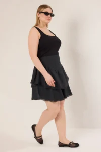 Trendyol Curve Black Weaving Plus Size Skirt - Image 2