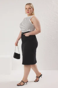 Trendyol Curve Black Midi Size Comofrt/Middle Flexible denim Plus Size Skirt - Image 2