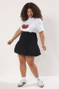 Trendyol Curve Black pleated Weaving Plus Size Shorts Skirt - Image 2