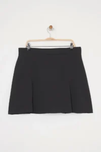 Trendyol Curve Black pleated Weaving Plus Size Shorts Skirt - Image 8
