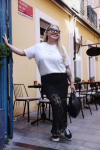 Trendyol Curve Black Lace A-line Mini Lined Plus Size Skirt - Image 2