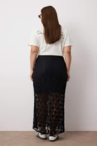 Trendyol Curve Black Lace A-line Mini Lined Plus Size Skirt - Image 6