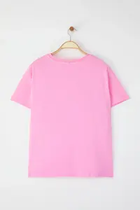 Trendyol Curve Pink Front Frilly Heart Detailed Relaxed Fit Plus Size T-Shirt - Image 7