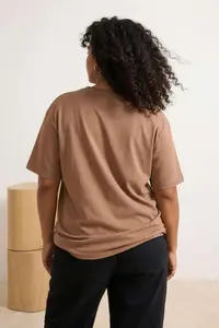 Trendyol Curve Brown Stone Knitting Plus Size Tshirt - Image 3