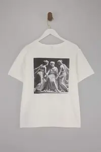 Trendyol Curve Ecru Crew Neck Rönesans Printed Relaxed Fit Plus Size T-Shirt - Image 3
