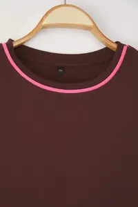 Trendyol Curve Brown Crew Neck Biye Detailed Basic Plus Size T-Shirt - Image 6