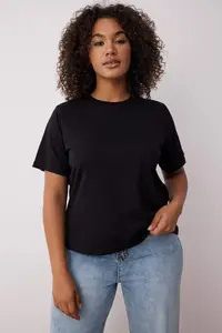 Trendyol Curve Black Regular Fit Crop Plus Size T-Shirt