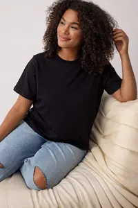 Trendyol Curve Black Regular Fit Crop Plus Size T-Shirt - Image 2