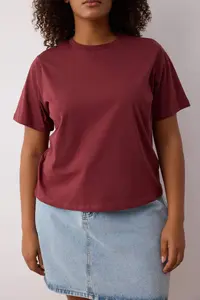 Trendyol Curve Burgundy Regular Fit Crop Plus Size T-Shirt - Image 3