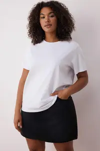 Trendyol Curve Black-White 3 Sets Paket Plus Size T-Shirt - Image 4