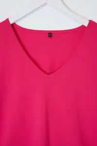Trendyol Curve Pink V-neck LONG Size Plus Size T-Shirt - Image 5