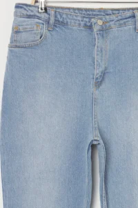 Trendyol Curve Light Blue High Waist comfort/Middle Flexible Mom Fit plus size jeans - Image 10