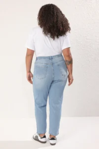 Trendyol Curve Light Blue High Waist comfort/Middle Flexible Mom Fit plus size jeans - Image 8