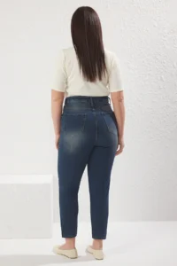 Trendyol Curve Dark Blue High Waist Destroy Detailed Flexible skinny jeans - Image 4