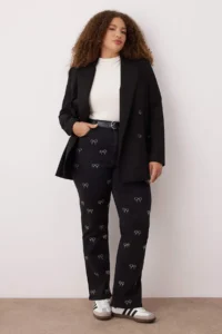Trendyol Curve Black High Waist comfort Straight Fit plus size jeans