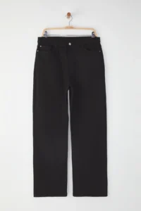Trendyol Curve Solmayan Black High Waist Plus Size Straight Fit jeans - Image 6