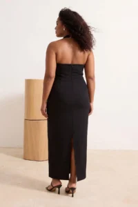 Trendyol Curve Black Body-Fitting Off-Shoulder Neck Weaving LONG Chic Evening Gown Plus Size Dress - Image 3