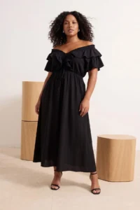 Trendyol Curve Black Plain A Cut with flywheel Midi Summer Weaving Plus Size Dress - Image 3