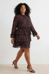 Trendyol Curve Brown Crispy flower patterned Mini Siphon Lined Weaving Plus Size Dress