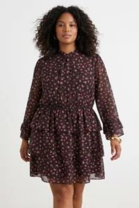 Trendyol Curve Brown Crispy flower patterned Mini Siphon Lined Weaving Plus Size Dress - Image 2