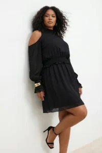 Trendyol Curve Black Siphon Weaving Mini Plus Size Dress - Image 2