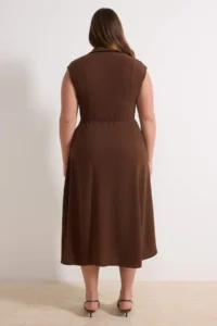 Trendyol Curve Brown Aerobin Midi Summer Weaving Plus Size Dress - Image 4
