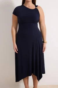Trendyol Curve Navy Blue Asymmetric Yaka Accessory Detailed Knitting Plus Size Dress - Image 3