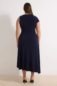 Trendyol Curve Navy Blue Asymmetric Yaka Accessory Detailed Knitting Plus Size Dress - Image 4