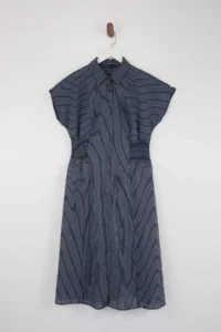 Trendyol Curve Navy Blue Striped Gipelli Midi Weaving Plus Size Shirt Dress - Image 5