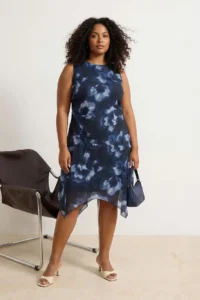 Trendyol Curve Mavi flower patterned Tulle Mendil Skirt Knitting Plus Size Dress - Image 7