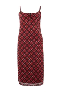 Trendyol Curve Teen Rejection Binding Detailed Checkered Tulle Maxi Flexible Knitting Plus Size Dress - Image 4