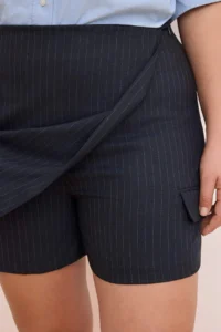 Trendyol Curve Limited Edition Navy Blue Striped Mini Plus Size Shorts Skirt - Image 7