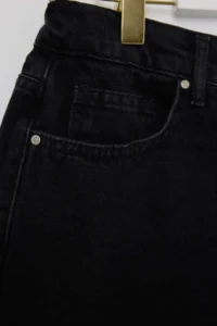 Trendyol Curve Black Elastic High Waist Mini 100% Cotton Non-Stretch Plus Size denim Shorts - Image 6
