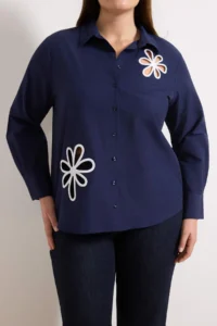 Trendyol Curve Navy Blue Cellular Flower Detailed Long Sleeve Weaving Plus Size Shirt - Image 3