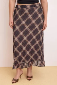 Trendyol Curve Multicolored Midi Plaid/Checkered Wrinkle Look Trend Weaving Plus Size Skirt - Image 3