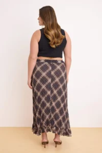 Trendyol Curve Multicolored Midi Plaid/Checkered Wrinkle Look Trend Weaving Plus Size Skirt - Image 4