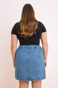 Trendyol Curve Mavi More Sustainable Front buttoned 100% Cotton Non-Stretch denim Skirt - Image 4