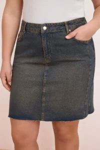 Trendyol Curve Mavi Soluk Efekt Vintage High Waist Mini 100% Cotton Non-Stretch denim Skirt - Image 3