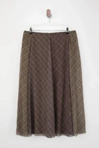Trendyol Curve Khaki-Brown Checkered Lined Siphon Wrinkle Effect Maxi Asymmetric Plus Size Skirt - Image 5